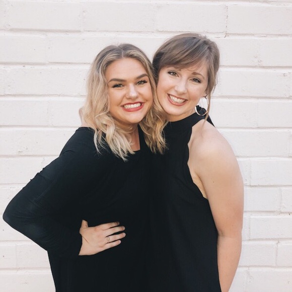 Meet Your Posher, Abigail - Picture 3 of 3